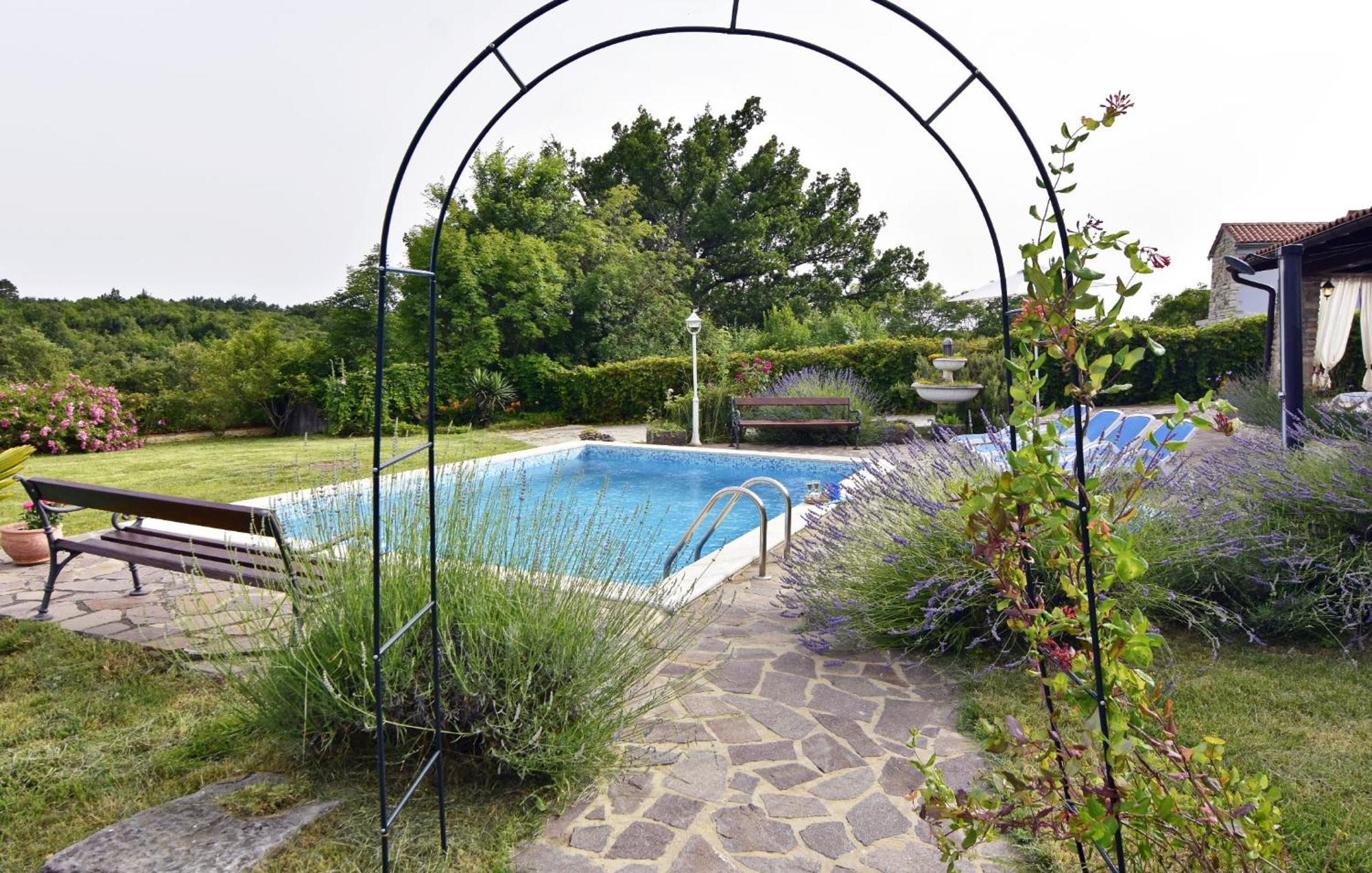 Vila Vesna 그로즈냔 외부 사진
