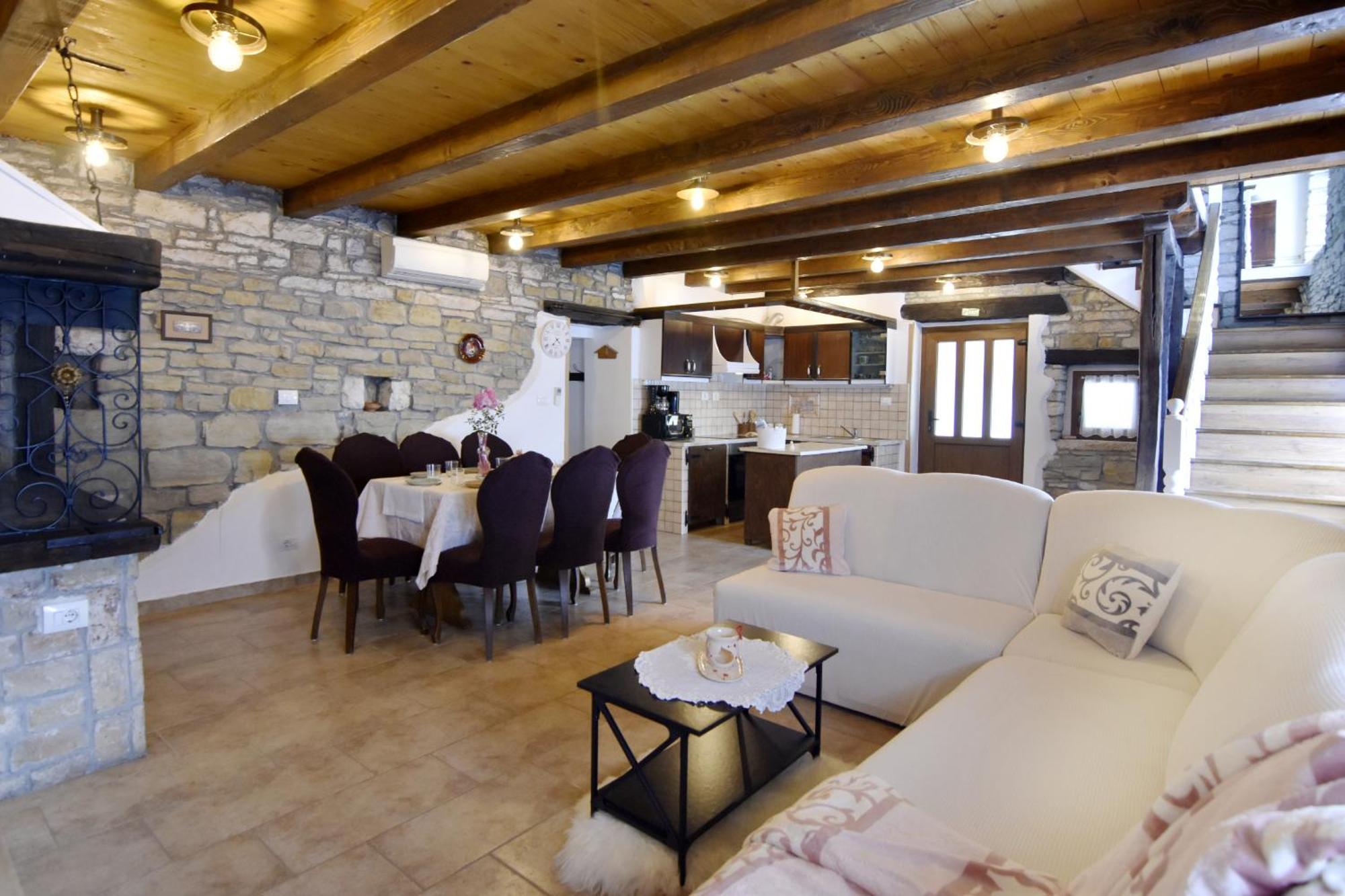 Vila Vesna 그로즈냔 외부 사진